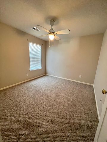 7535 Park Bend Lane, Pasadena, TX 77505