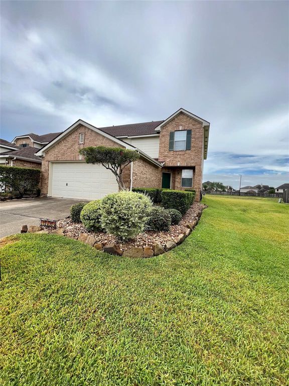 7535 Park Bend Lane, Pasadena, TX 77505