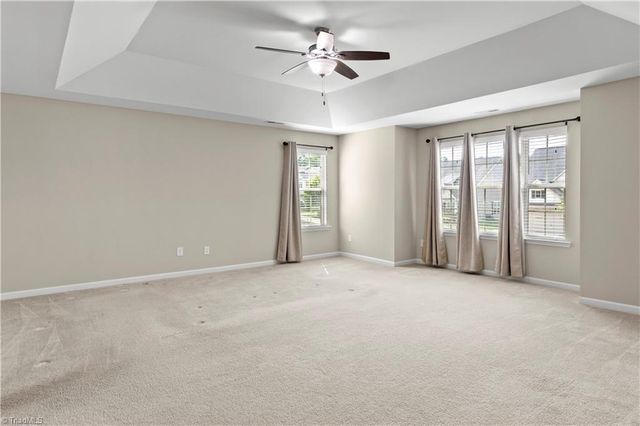 3694 Vestavia Drive, Kernersville, NC 27284