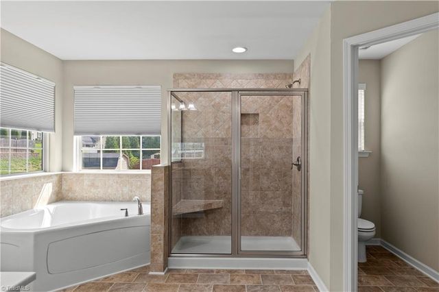 3694 Vestavia Drive, Kernersville, NC 27284