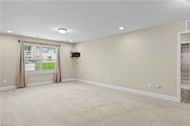 3694 Vestavia Drive, Kernersville, NC 27284