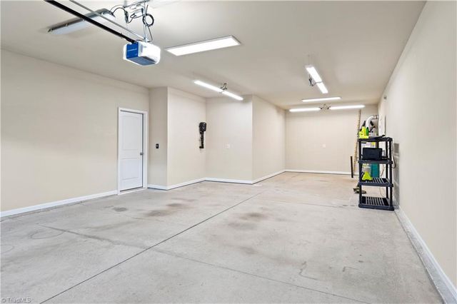 3694 Vestavia Drive, Kernersville, NC 27284