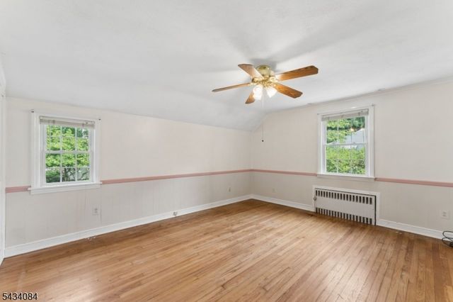 11 Kempshall Ter, Fanwood Boro, NJ 07023