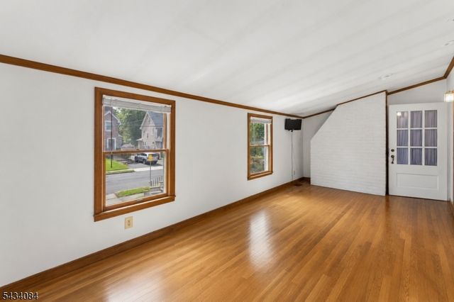 11 Kempshall Ter, Fanwood Boro, NJ 07023