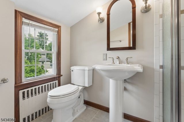 11 Kempshall Ter, Fanwood Boro, NJ 07023