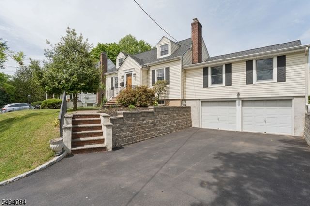 11 Kempshall Ter, Fanwood Boro, NJ 07023