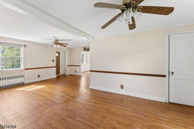 11 Kempshall Ter, Fanwood Boro, NJ 07023
