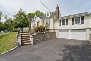 11 Kempshall Ter, Fanwood Boro, NJ 07023