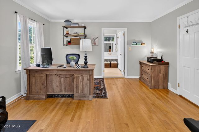 1376 Ruffner Court, Niskayuna, NY 12309