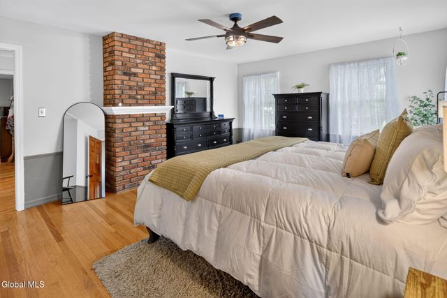1376 Ruffner Court, Niskayuna, NY 12309