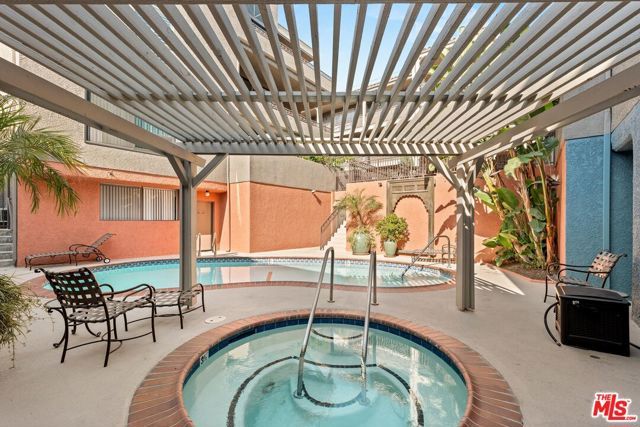 14844 Dickens Street 108, Sherman Oaks, CA 91403