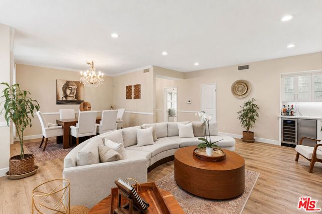 14844 Dickens Street 108, Sherman Oaks, CA 91403