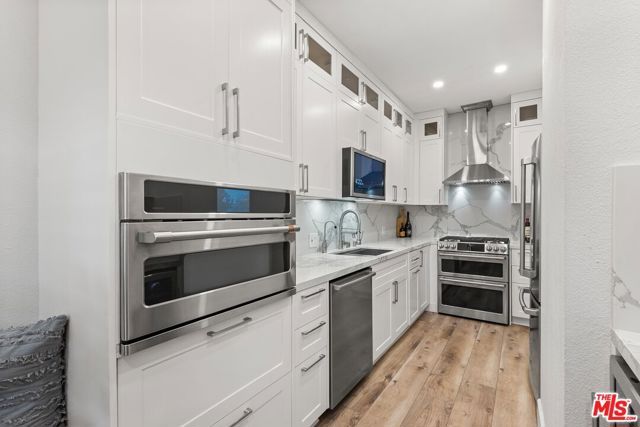 14844 Dickens Street 108, Sherman Oaks, CA 91403