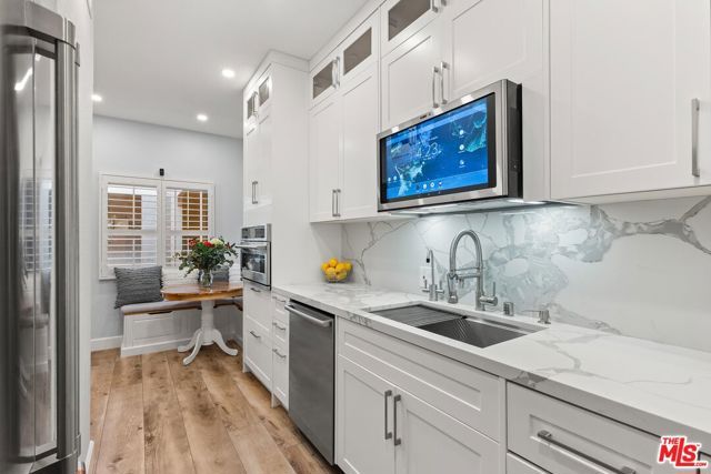 14844 Dickens Street 108, Sherman Oaks, CA 91403