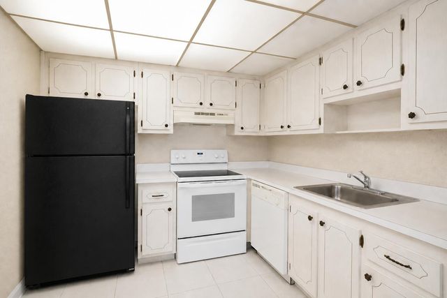147 Monaco D, Delray Beach, FL 33446