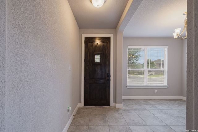 8602 Jogeva Rise, San Antonio, TX 78251
