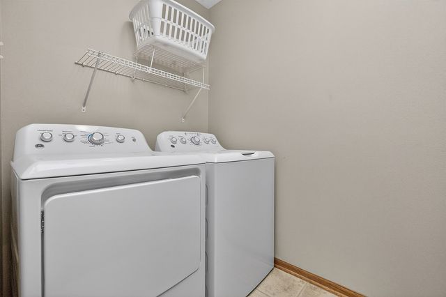 767 SE Willow Brook Drive, Waukee, IA 50263