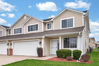 767 SE Willow Brook Drive, Waukee, IA 50263