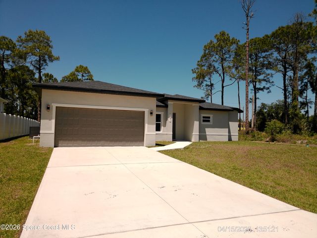 791 Reading Street SE, Palm Bay, FL 32909