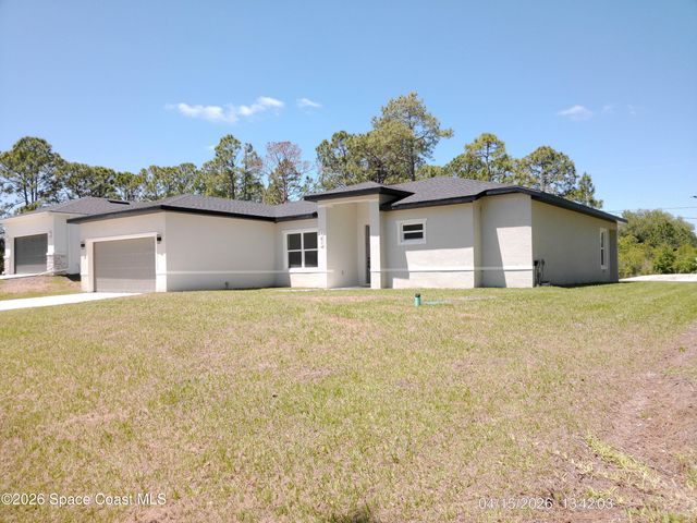 791 Reading Street SE, Palm Bay, FL 32909