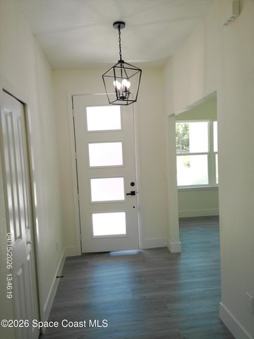 791 Reading Street SE, Palm Bay, FL 32909