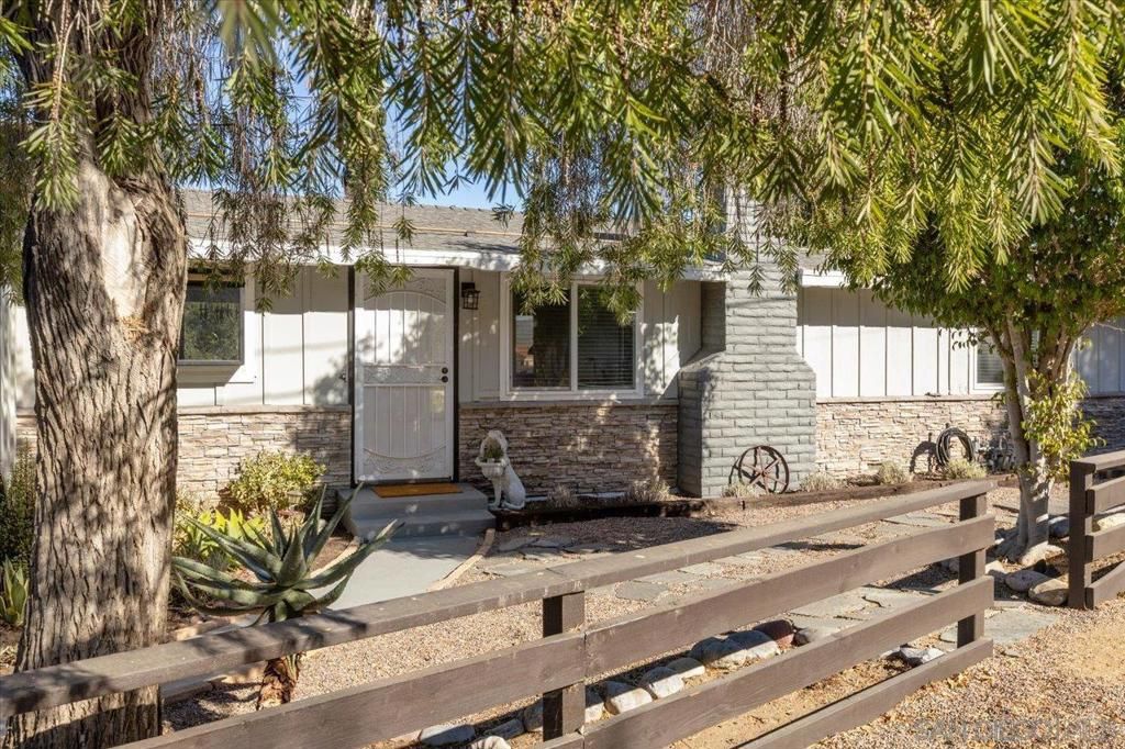 1840 Davis, Fallbrook, CA 92028 — exterior