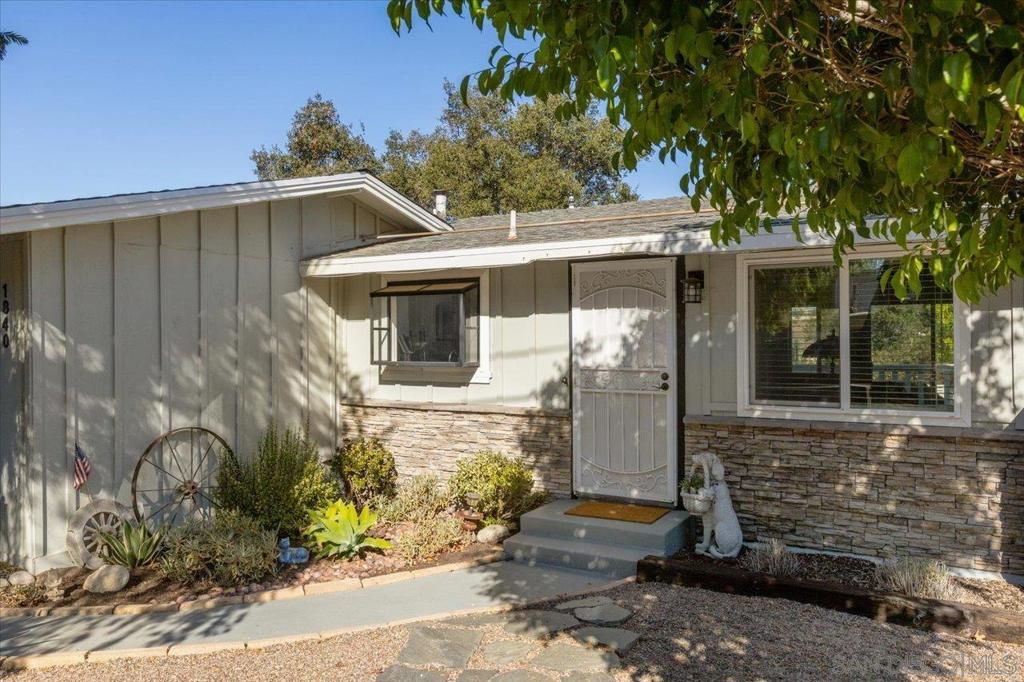 1840 Davis, Fallbrook, CA 92028 — photo 2