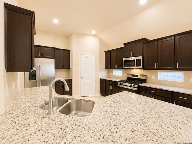 14422 PALOMINO PL, San Antonio, TX 78254