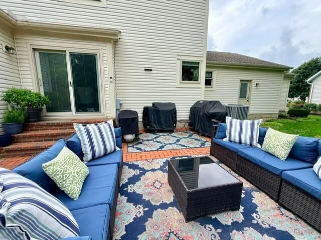 7334 Crossett Court, Canal Winchester, OH 43110