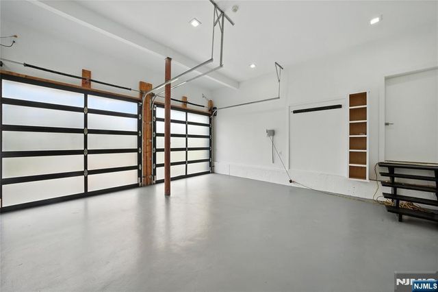 44 Floral Terrace, Tenafly, NJ 07670