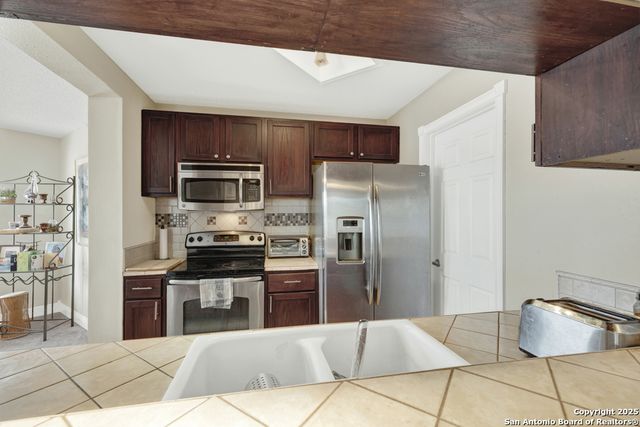 6111 Sinclair, San Antonio, TX 78222