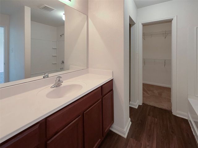 1006 Barrymore Lane, Duncanville, TX 75137