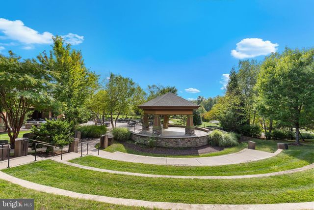 132 HYANNIS PL, Fredericksburg, VA 22406