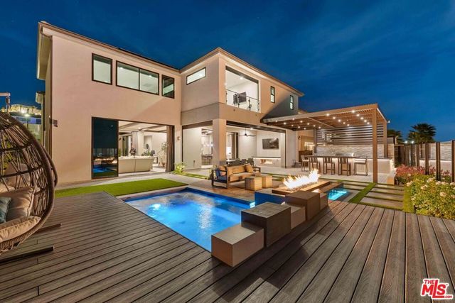 20524 W Shelley Lane, Porter Ranch, CA 91326