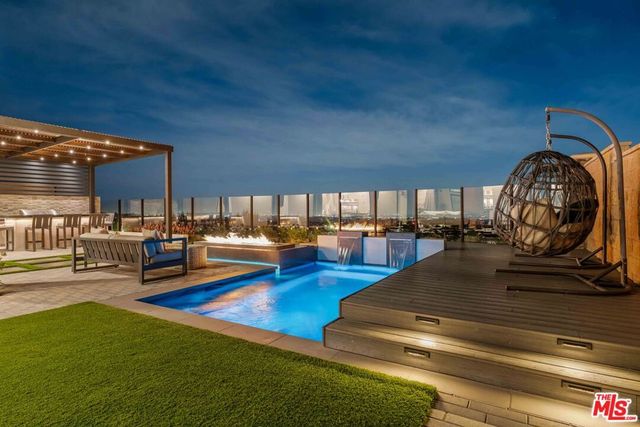 20524 W Shelley Lane, Porter Ranch, CA 91326