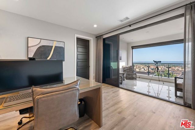 20524 W Shelley Lane, Porter Ranch, CA 91326