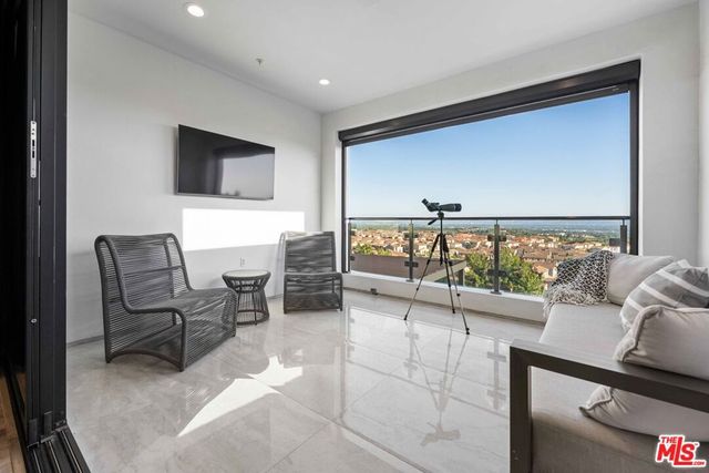 20524 W Shelley Lane, Porter Ranch, CA 91326