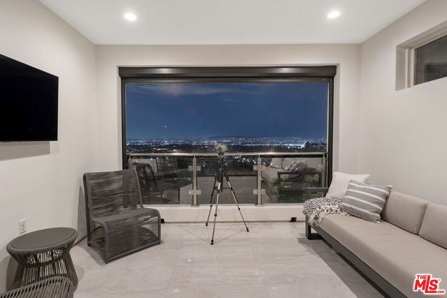 20524 W Shelley Lane, Porter Ranch, CA 91326