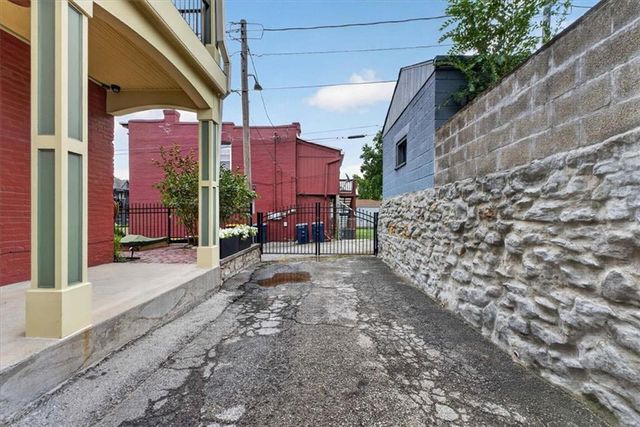 1111 Missouri Avenue, Kansas City, MO 64106