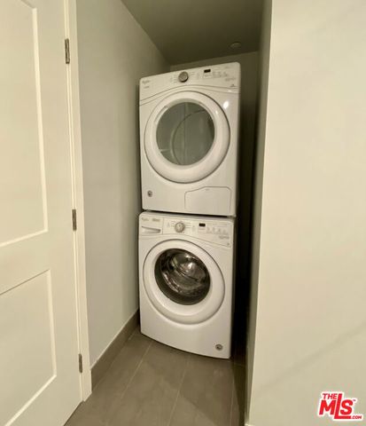8017 W NORTON Avenue 104, West Hollywood, CA 90046