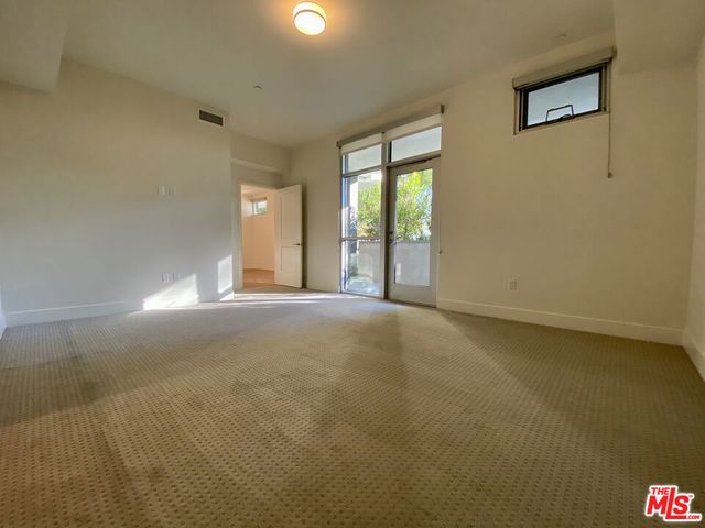 8017 W NORTON Avenue 104, West Hollywood, CA 90046