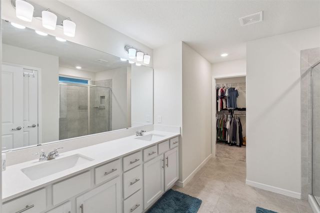 1643 DELIGHTFUL DRIVE, Davenport, FL 33896