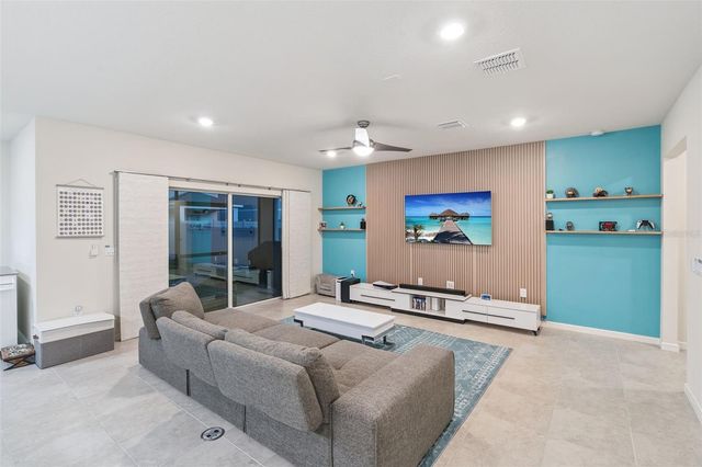 1643 DELIGHTFUL DRIVE, Davenport, FL 33896