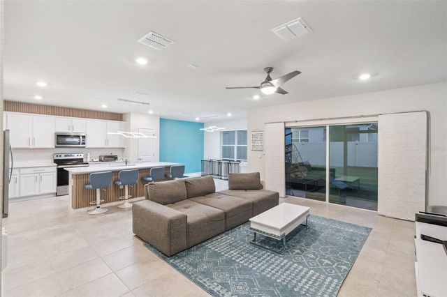 1643 DELIGHTFUL DRIVE, Davenport, FL 33896