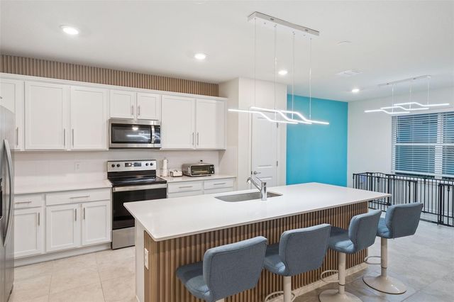 1643 DELIGHTFUL DRIVE, Davenport, FL 33896