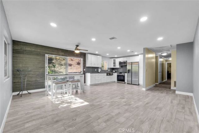 1080 1st, Norco, CA 92860