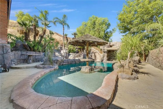 1080 1st, Norco, CA 92860