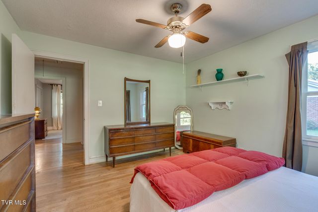 904 Echo Lane, Johnson City, TN 37604