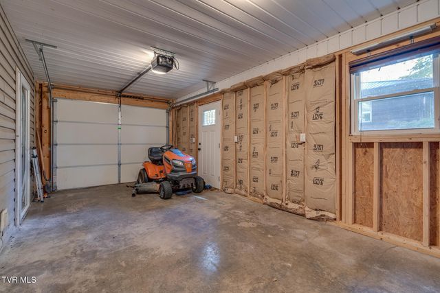 904 Echo Lane, Johnson City, TN 37604