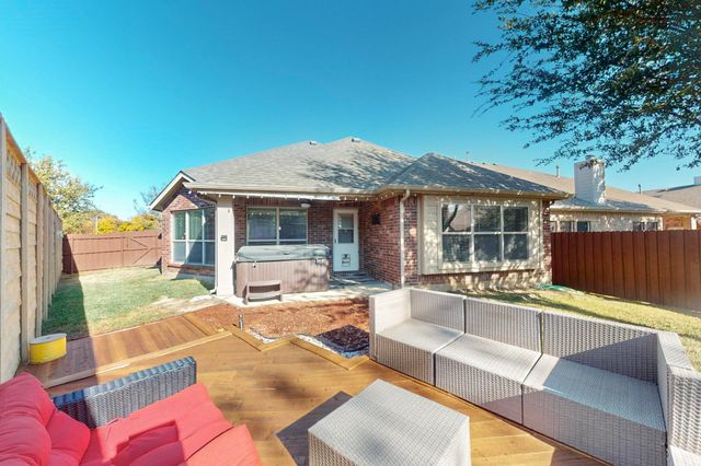 6904 Dream Dust Drive, North Richland Hills, TX 76180